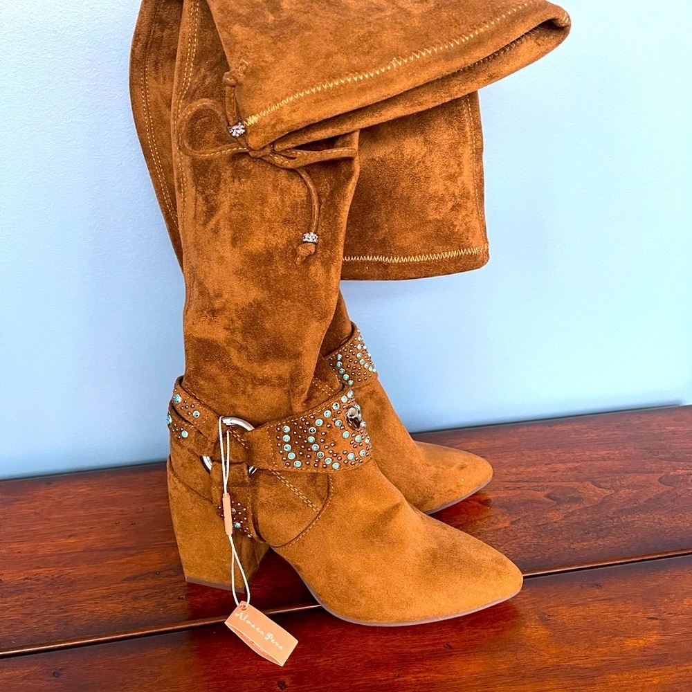 NWT Alma en Pena tall suede boots with beautiful turquoise-like accents.